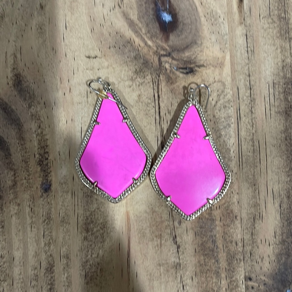 Kendra Scott earrings